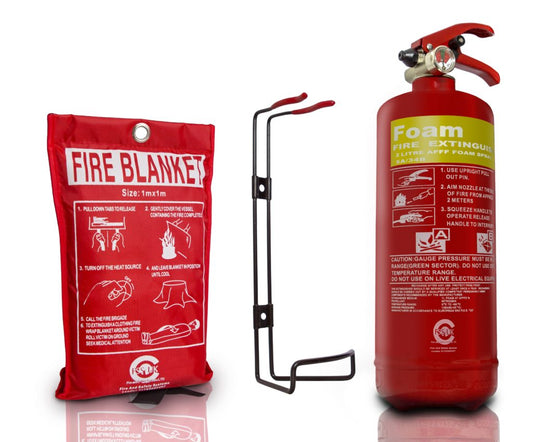 Premium Fss UK 2 Litre Foam Fire Extinguisher With Fire Blanket. British Standard Kitemarked Extinguisher and CE Marked Fire Blanket